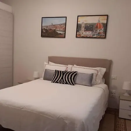 Suzanna's Apartamento Florença